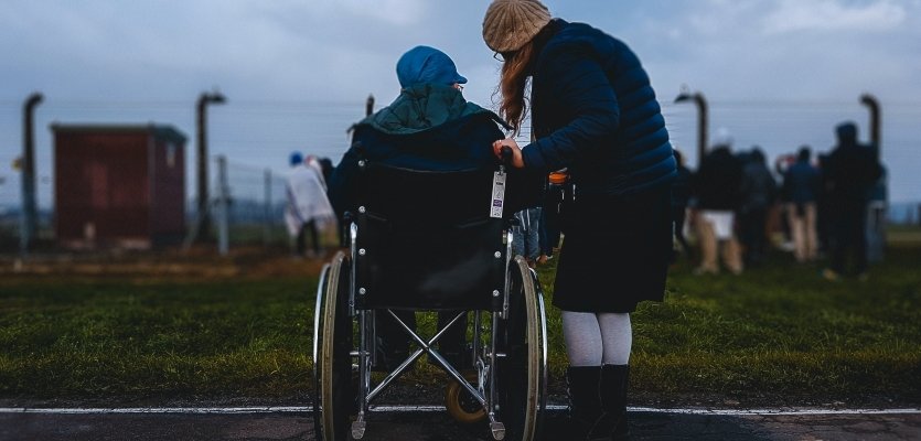 Qui suis-je : l'aide à domicile ?